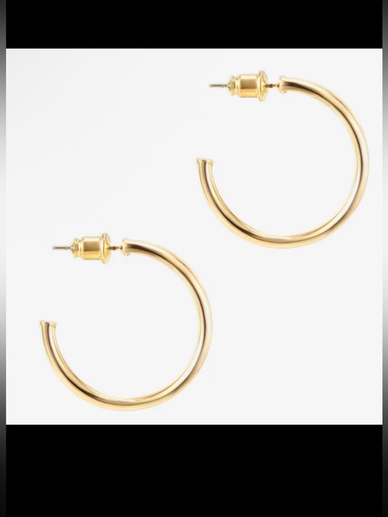 pavoi Jewelry - Pavoi Nickel Free Gold Hoop Earrings New in Box